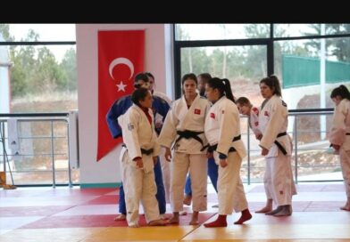 KASTAMONU (AA) – Paralimpik Judo Milli Takımı’nın Paris 2024 Oyunları’na yönelik Kastamonu’da gerçekleştirdiği kamp devam ediyor.